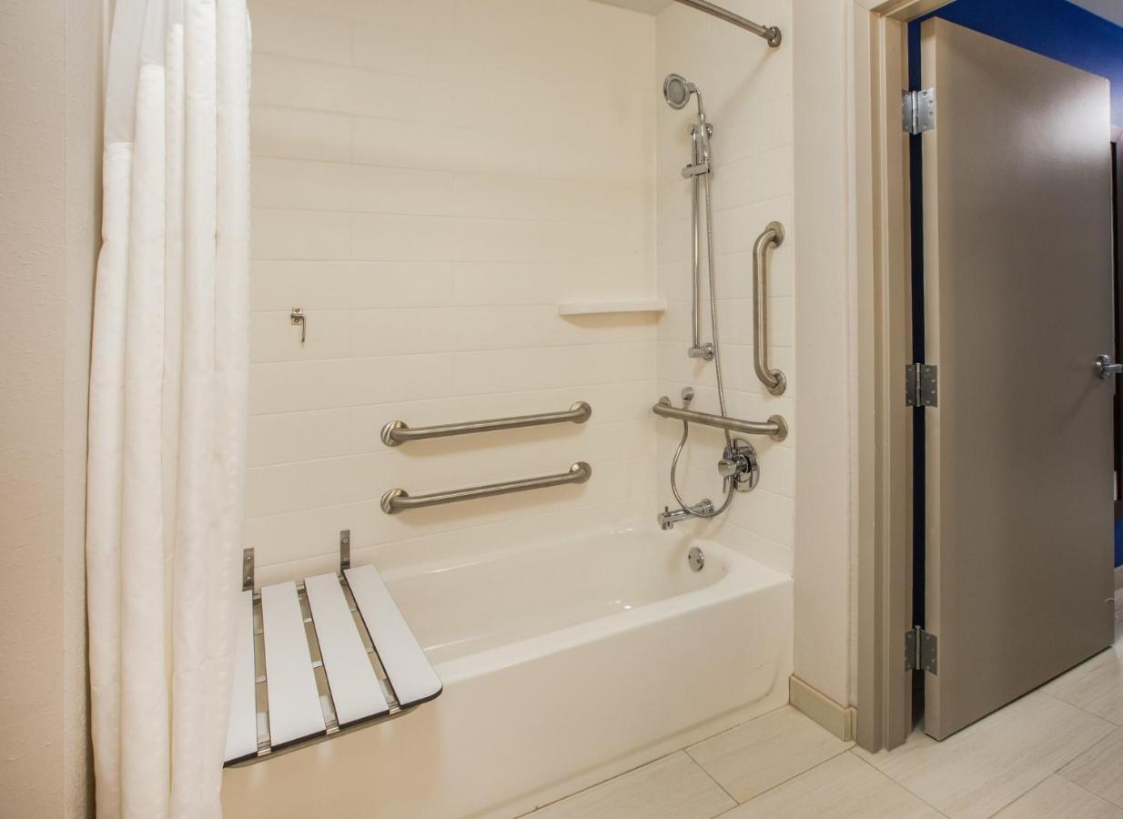 Holiday Inn Express & Suites - Yuba City - Marysville, An Ihg Hotel Extérieur photo